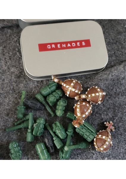 Kutsal El Bombası (Plastik Aparattır!!!)