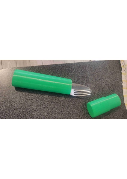 Başka Bir Çatal Bıçak Taşıyıcı / Porta Cubiertos (Plastik Aparattır!!!)