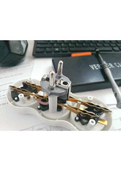 Uzatma Kablosu Topraklama Desteği (Plastik Aparattır!!!) modelleri