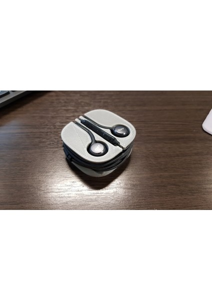 Akg (Samsung Galaxy S8) Kulaklık Kılıfı (Plastik Aparattır!!!) indirimleri