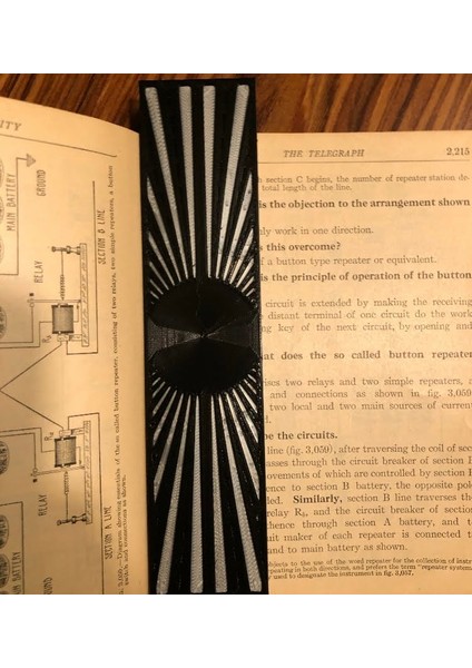 Art Deco Sun Tersinable Bookmark (Plastik Aparattır!!!) modelleri