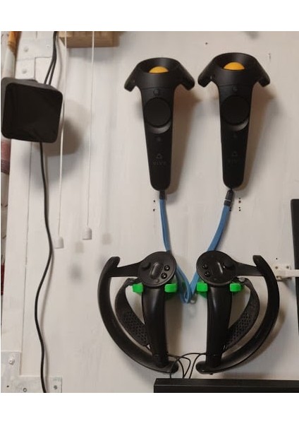 Valve Index Kontrol Cihazı Duvara Montaj Kancası (Plastik Aparattır!!!)