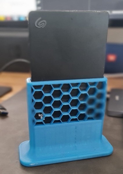 Seagate Playstation 2 Tb HDD Dikey Stand (Plastik Aparattır!!!)