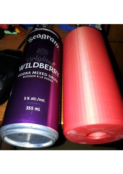 Red Bull 355ML Tall Can Rahat (Plastik Aparattır!!!)