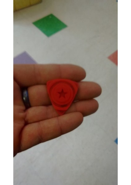 Kaptan Amerika Gitar Penası (Plastik Aparattır!!!) fırsatları
