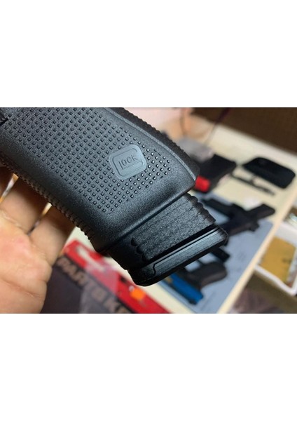 Glock 19 Tabanca Için Glock 17 Şarjör Kılıfı (Plastik Aparattır!!!) modelleri