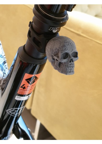 Bontrager Işık Braketi Kafatası (Plastik Aparattır!!!) modelleri