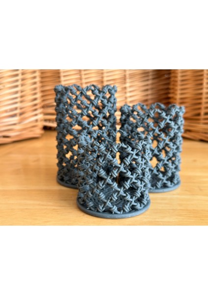 Dikenli Tel Silindirik Vazolar (Plastik Aparattır!!!) fırsatları