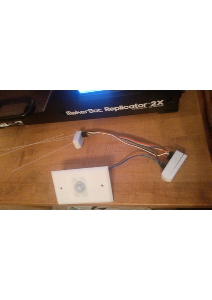 Pır Hareket Sensörü Için Duvar Plakası (Plastik Aparattır!!!) fiyatları