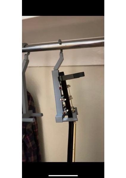 Gitar Dolabı Askısı (Plastik Aparattır)