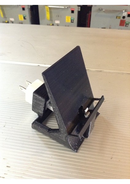 Hoparlör Kesilmiş iPhone 5 Duvar Standı (Plastik Aparattır)