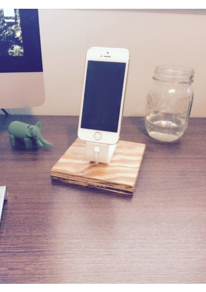 Ess, iPhone 5/5s/ Için Apple Paratoner Şarj Istasyonu (Plastik Aparattır) indirimleri