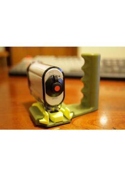 Sony Action Cam'in Aksiyon Kolu. (Plastik Aparattır!!!) fırsatları