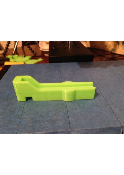 iPhone 5 Tripod Bağlantısı (Plastik Aparattır) fiyatları