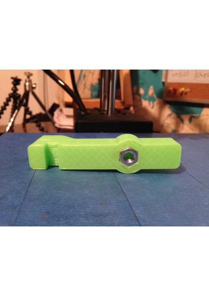 iPhone 5 Tripod Bağlantısı (Plastik Aparattır) fırsatları