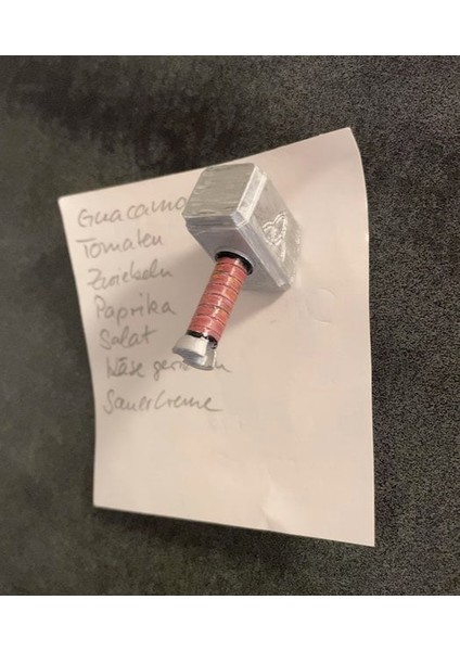 Thor'un Çekici (Mjolnir) Buzdolabı 10MMX2MM Mıknatıs (Plastik Aparattır) fiyatları