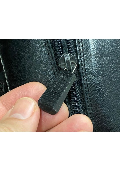 Yine Başka Bir Paperclip Fermuar Çekme (Plastik Aparattır!!!)
