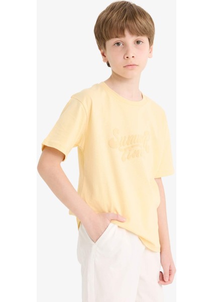 Erkek Çocuk Bisiklet Yaka Nakışlı Kısa Kollu Tişört E8457A825HS fırsatları