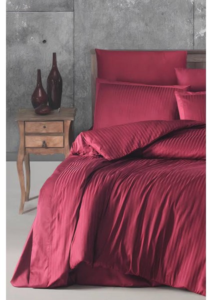 Bordo Pamuklu Çift Kişilik Nevresim Takımı