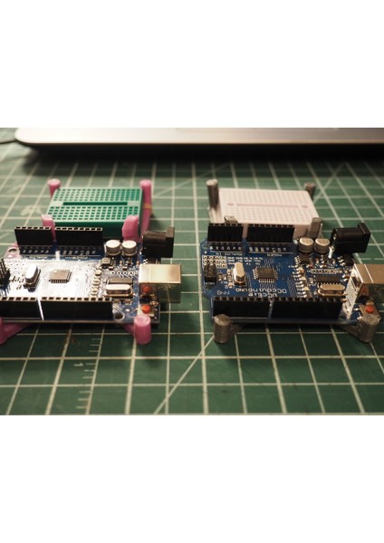 Arduino ve Mini Breadboard Caddy (Plastik Aparattır)
