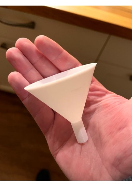 Çok Küçük Huni 10MM (Plastik Aparattır!!!)
