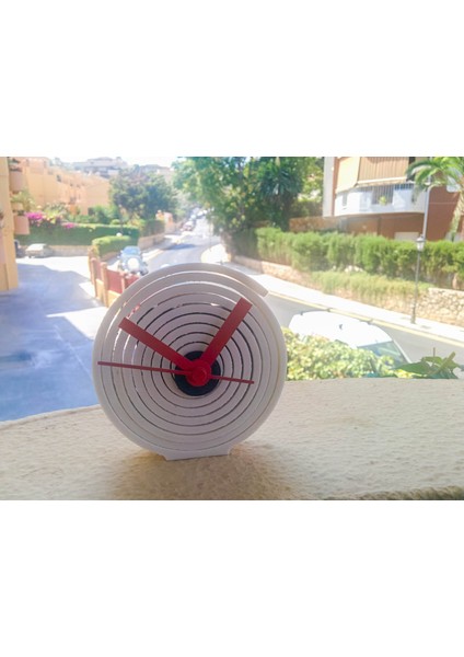 Spiral - Masa Saati (Plastik Aparattır!!!) fırsatları