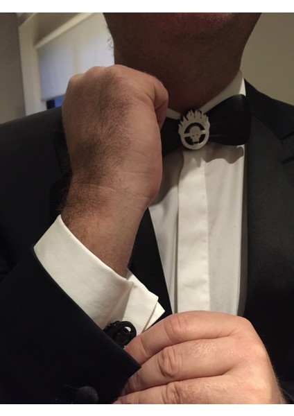 Mad Max Fury Road Premiere Bowtie (Plastik Aparattır!!!)