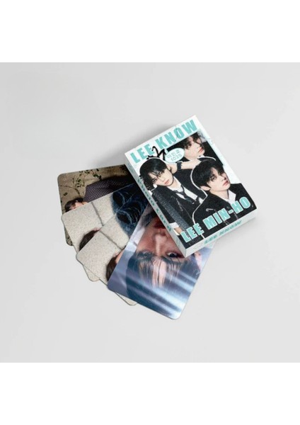 Stray Kıds '' Lee Know '' Çift Yön Baskılı Hologramlı/lomo Card Seti