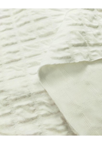 Ekru Renkte Kabartmalı Örme (En 160 cm x Boy 200 Cm) indirimleri