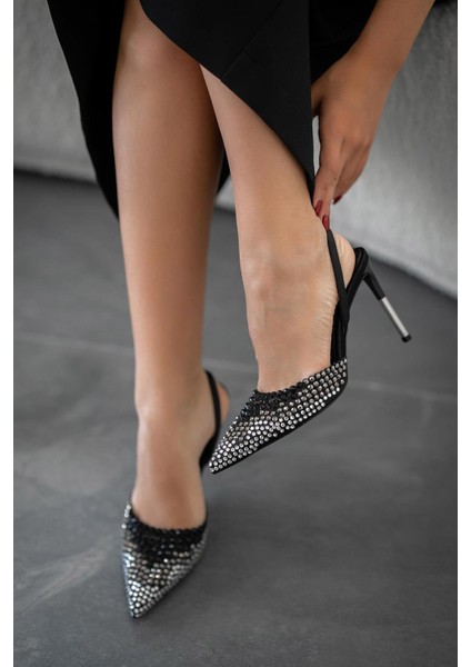 West Kadın Topuklu Saten Abiye Ayakkabı Siyah