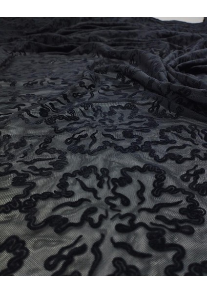 Siyah Renkte Kadife Yakma File (En 120 cm x Boy 330 Cm)
