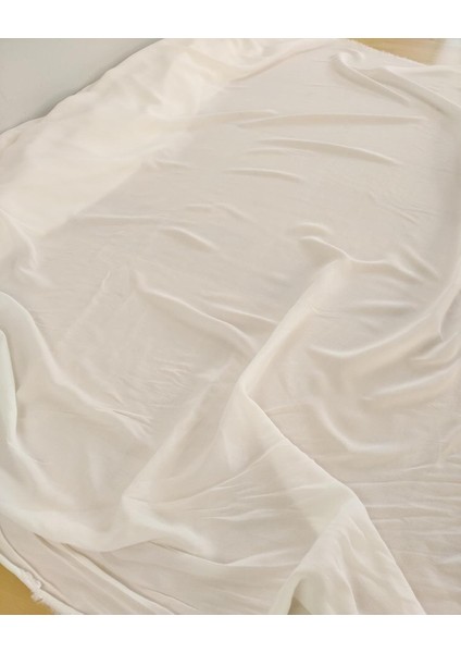 Ekru Renkte Maroken Viskon (En 150 cm x Boy 120 Cm) fırsatları