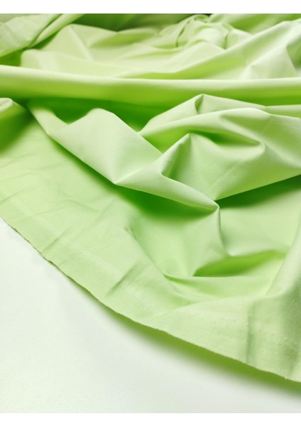 Açık Yeşil Renkte Poplin Benzeri Dokumaen: 150 cm indirimleri