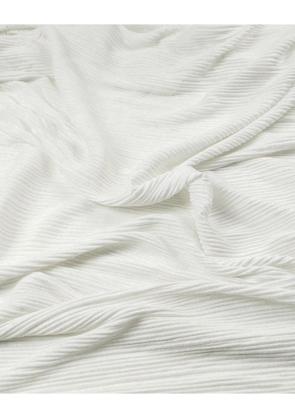Ekru Üzeri Varak Baskılı Pliseli Triko (En 150 cm x Boy 230 Cm) modelleri