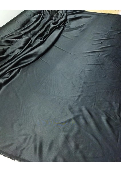 Siyah Renkte Saten Viskon (En 135 cm x Boy 400 Cm) indirimleri