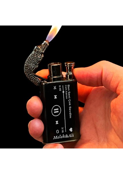 Kişiye Özel Isimli Timsah Başlı Çift Yanmalı Gazlı Siyah Çakmak Şarkı ve Şarkıcı Baskılı