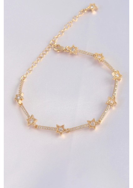Vip Seri Pirinç Zirkon Taşlı Gold Renk Halley Model Bileklik