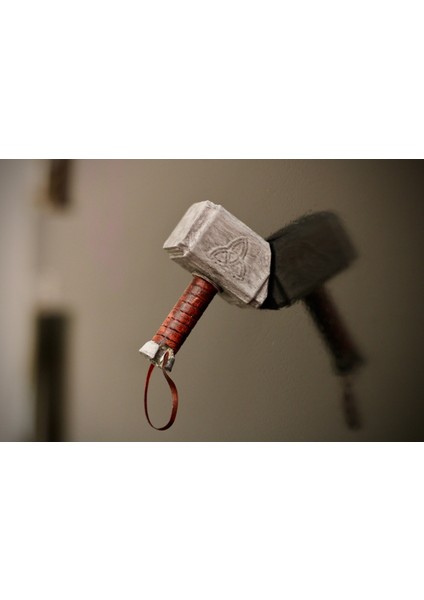 Thor'un Çekici (Mjolnir) Buzdolabı Mıknatısı (Plastik Aparattır!!!)