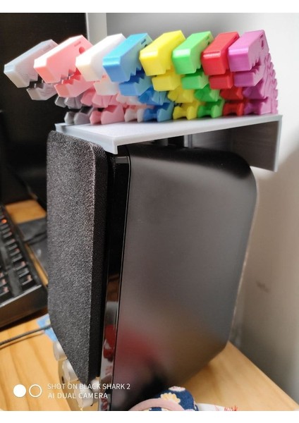 Creative Gigaworks Hoparlör Top Rafı (Plastik Aparattır!!!)