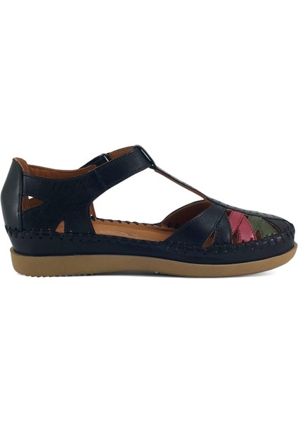 25033540Y Kadın Hakiki Deri Renkli Kapalı Delikli Cırtlı Sandalet modelleri