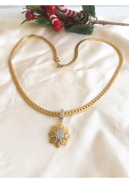 Zirkon Taşlı Yıldız Charmlı Paslanmaz Gold Kalın Italyan Zinciri Kadın Kolye indirimleri