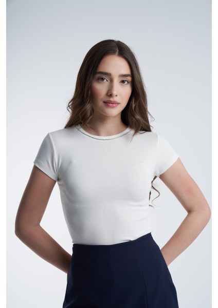 Taş Detaylı Kısa Kol Ribana Bluz