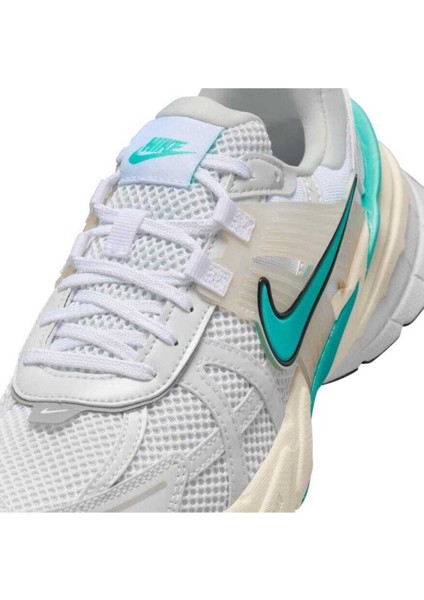 V2K Run Kadın Sneaker Ayakkabı FD0736-105 indirimleri