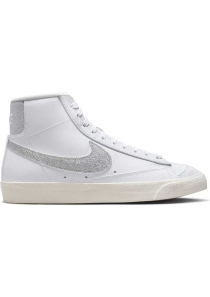 Blazer Mid '77 Essential Kadın Beyaz Sneaker Ayakkabı modelleri