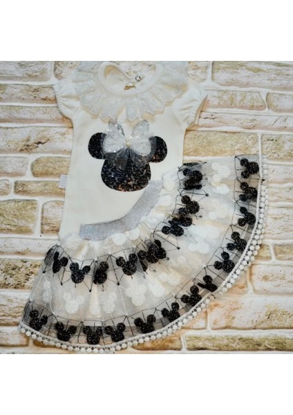 1-2-3 Yaş Payetli Mickey Nakışlı Kısa Kollu Brode Etekli 2li Kız Bebek Takımı Siyah fiyatları