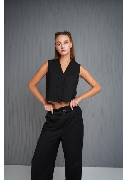 Kadın Siyah V Yaka Yelek