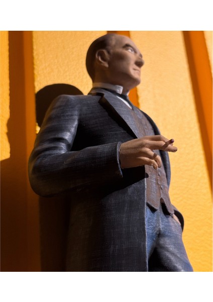 Mustafa Kemal Atatürk Figür 30CM