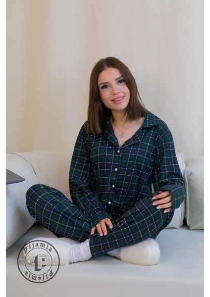 Yeşilli Ekose Desenli Düğmeli Uzun Kol Kadın Pijama Takımı modelleri