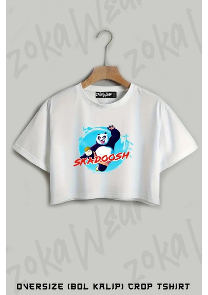Kung Fu Panda Po Skadoosh Baskılı Oversize Crop T-Shirt