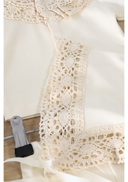 Kız Bebek Natural Pamuk Kumaş 6 Li Dantelli Lüks Battaniyeli Hastane Çıkışı Zıbın Seti STL7019 fırsatları